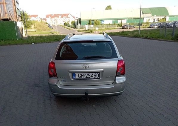 Toyota Avensis cena 17900 przebieg: 252123, rok produkcji 2008 z Stary Sącz małe 781